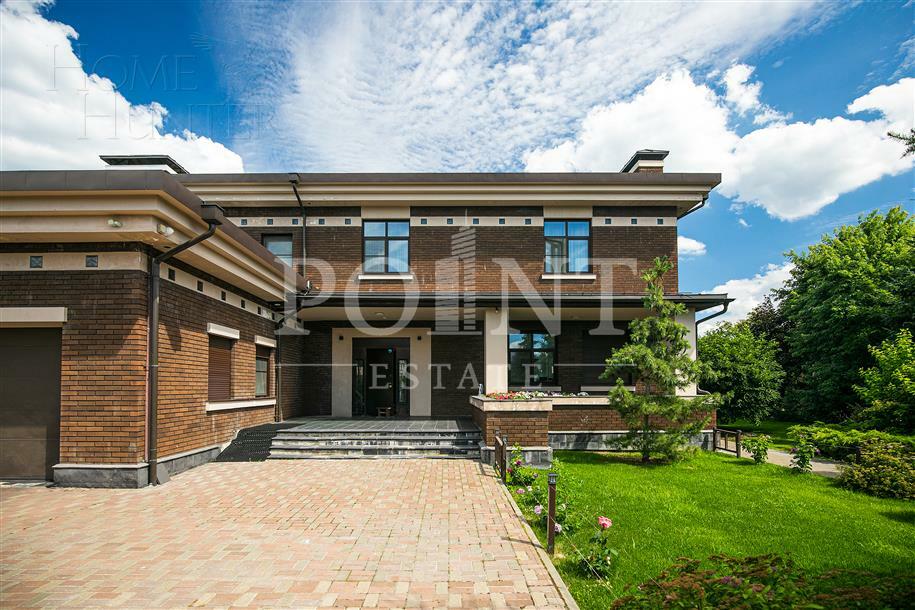 2-этажный коттедж 550 м² с отделкой