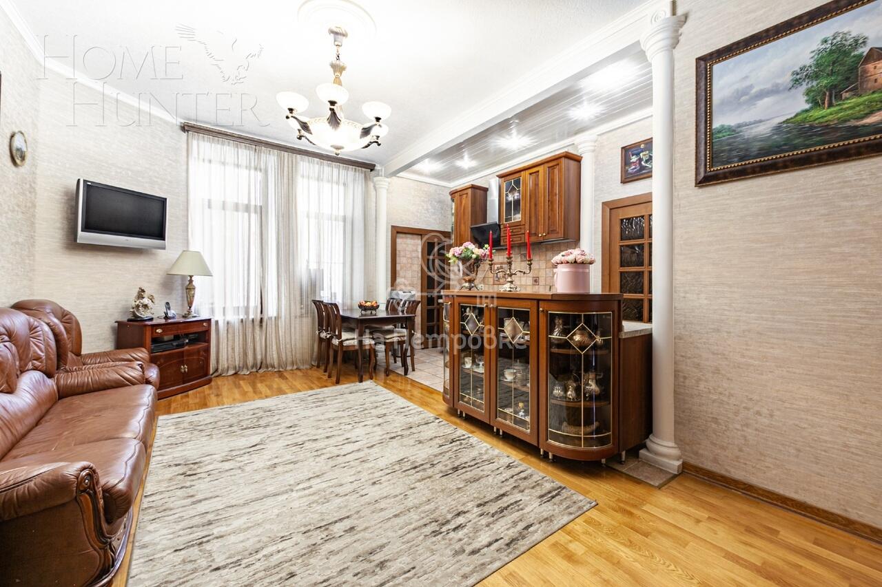 5-КОМН. КВАРТИРА С ОТДЕЛКОЙ 179.2 М² НА 4 ЭТАЖЕ