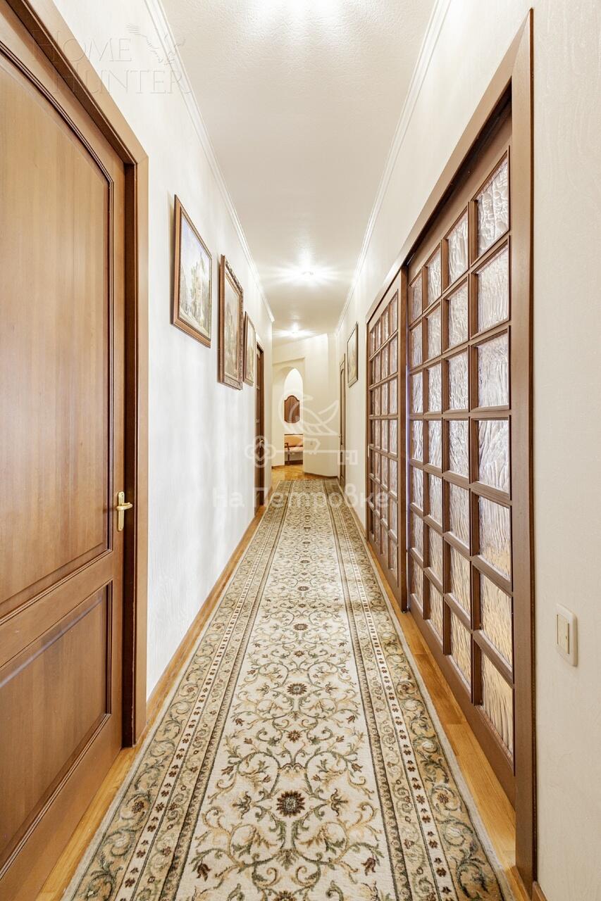 5-КОМН. КВАРТИРА С ОТДЕЛКОЙ 179.2 М² НА 4 ЭТАЖЕ