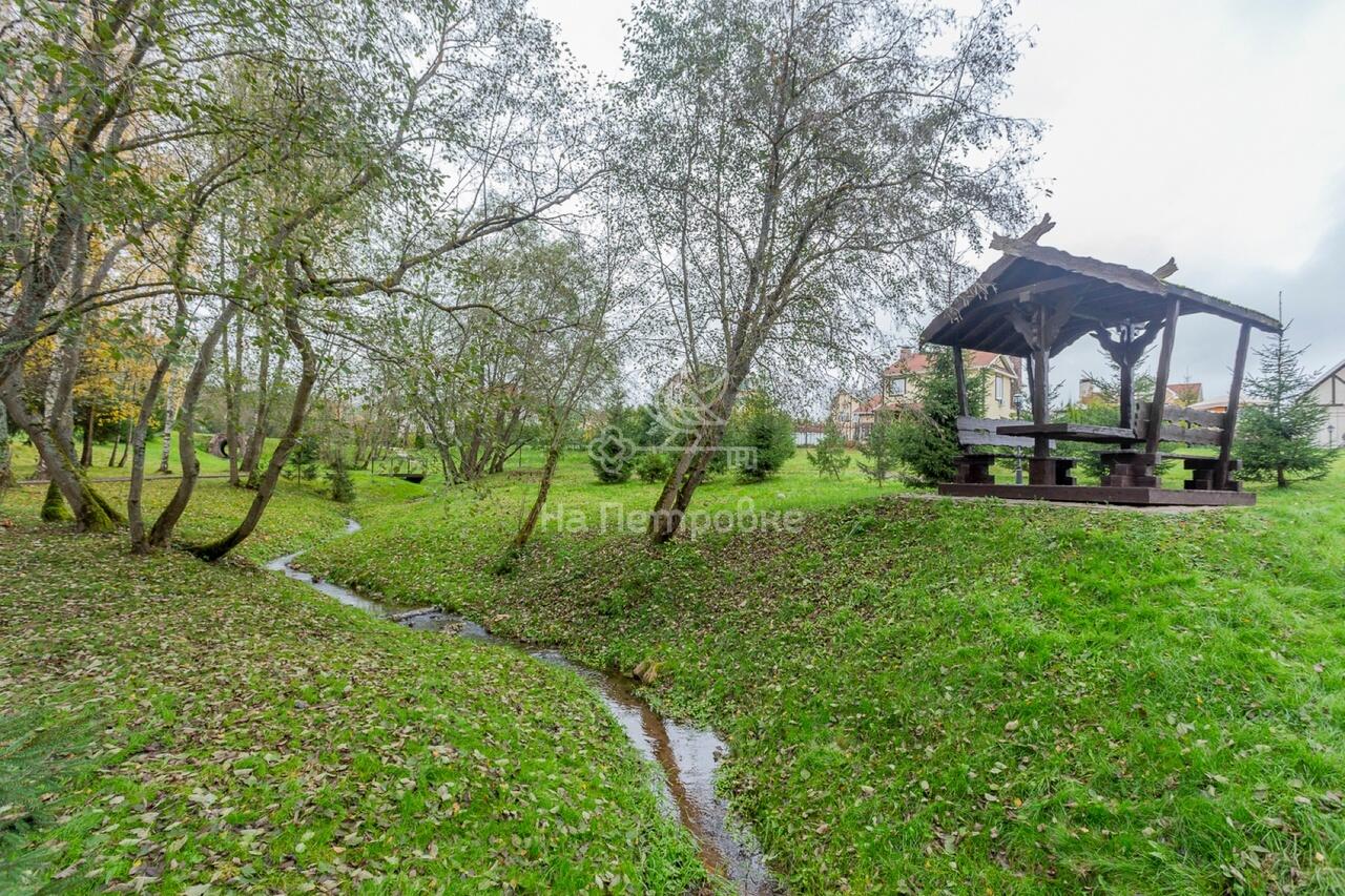 2-этажный коттедж 270 м² без отделки