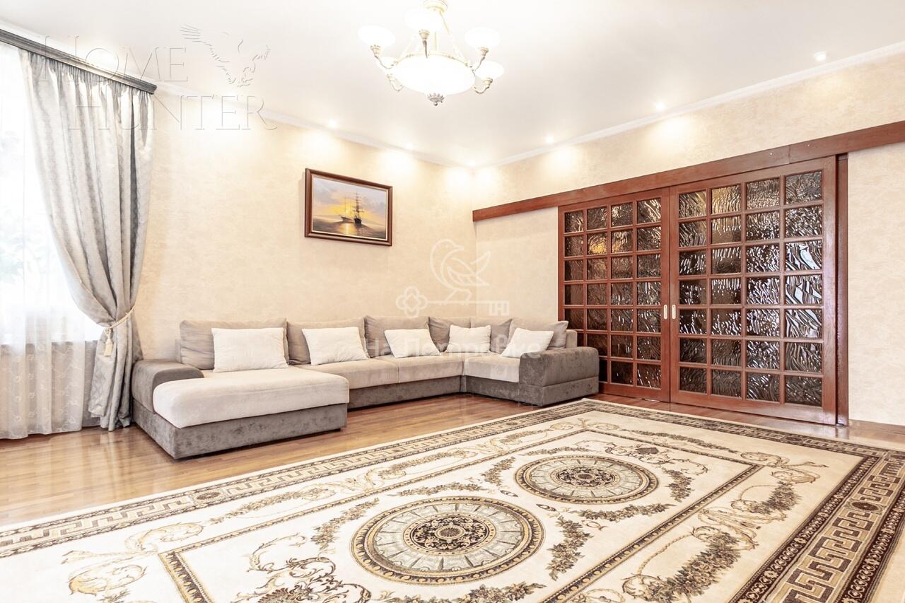 5-КОМН. КВАРТИРА С ОТДЕЛКОЙ 179.2 М² НА 4 ЭТАЖЕ