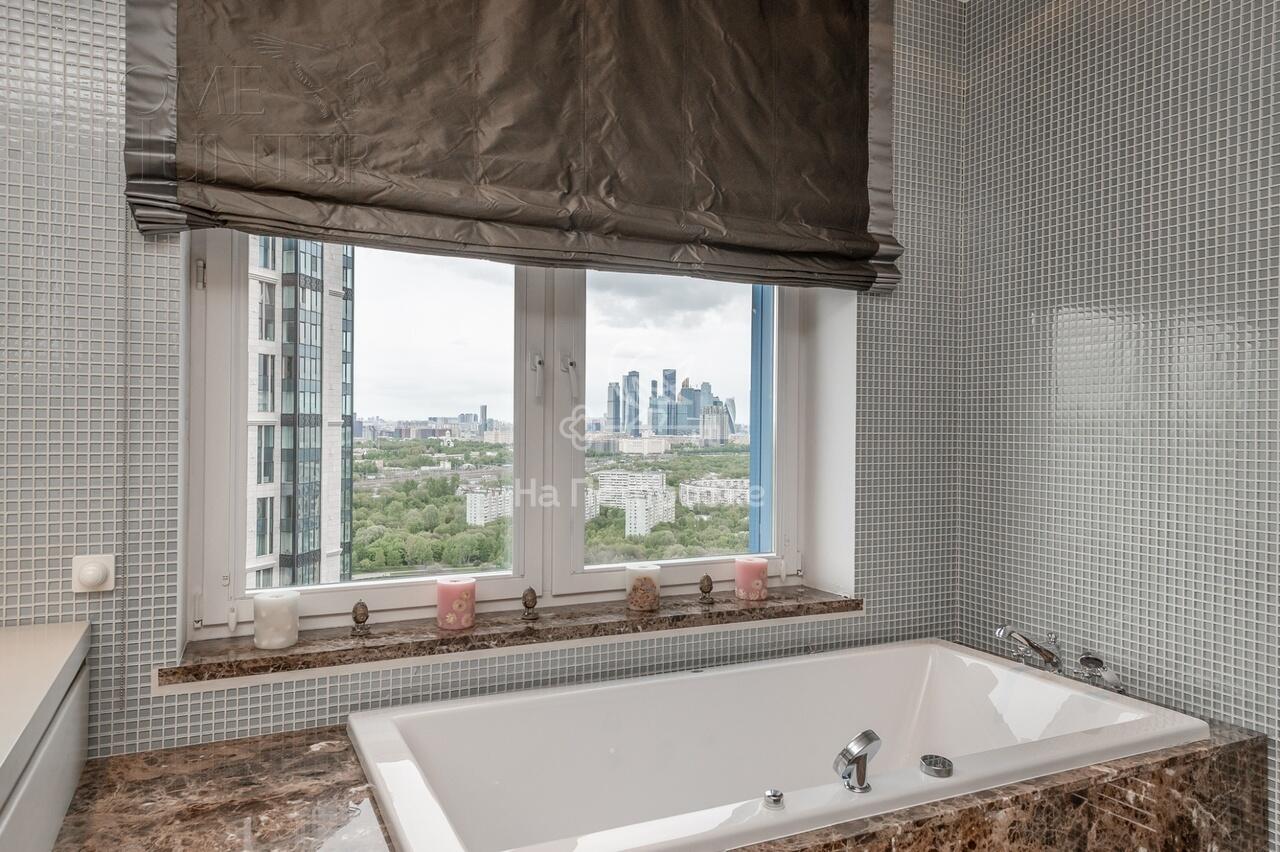 3-КОМН. КВАРТИРА С ОТДЕЛКОЙ 186 М² НА 17 ЭТАЖЕ