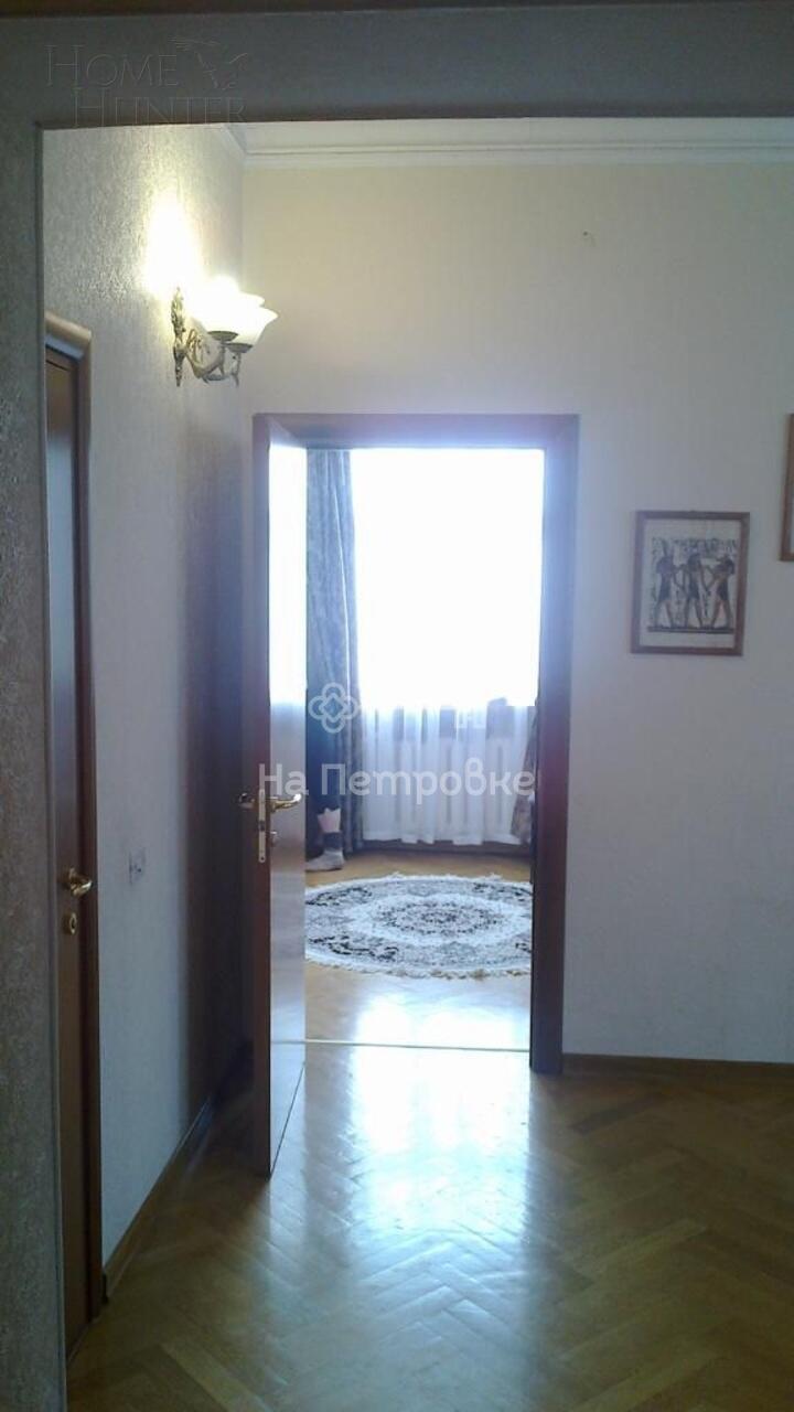 3-этажный коттедж 387 м² с отделкой