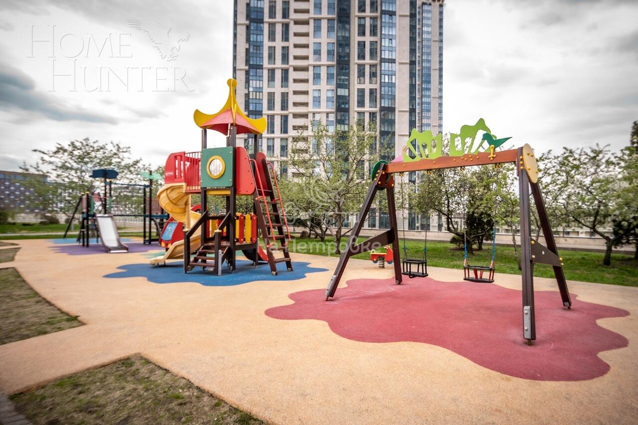 4-КОМН. КВАРТИРА С ОТДЕЛКОЙ 174 М² НА 38 ЭТАЖЕ