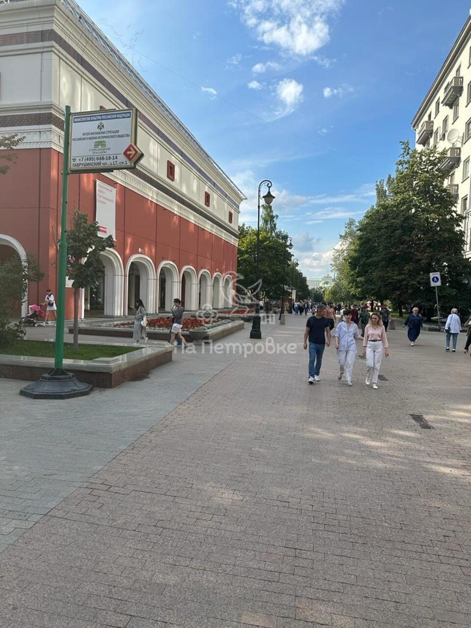 5-КОМН. КВАРТИРА С ОТДЕЛКОЙ 179.2 М² НА 4 ЭТАЖЕ