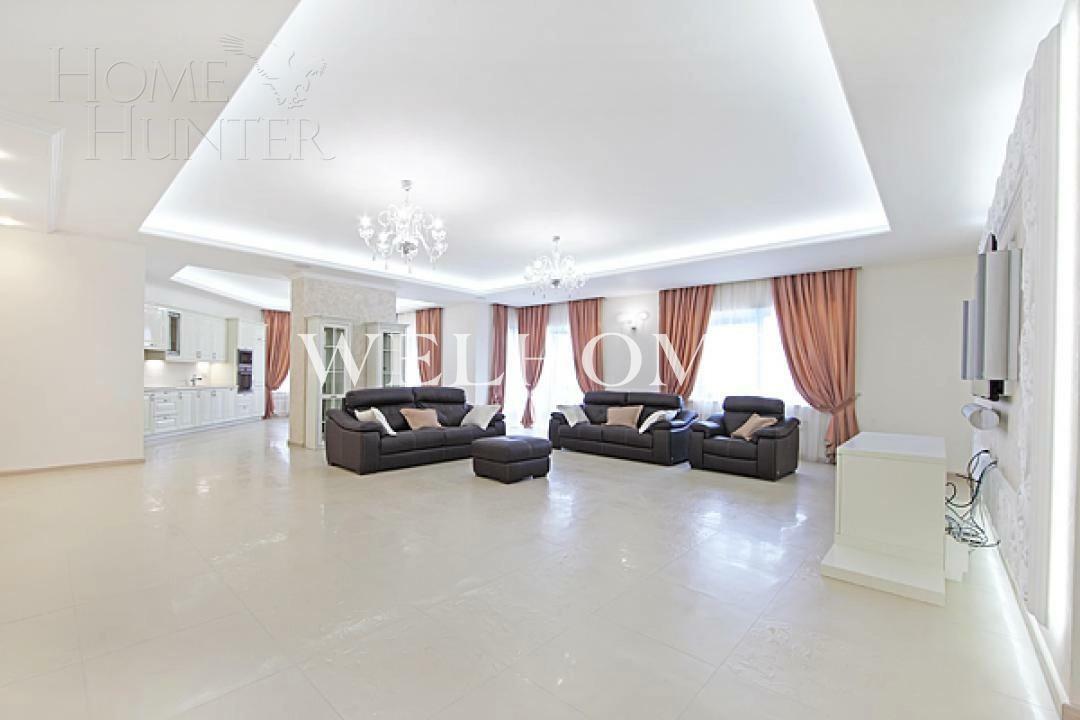 8-КОМН. КВАРТИРА С ОТДЕЛКОЙ 300 М² НА 3 ЭТАЖЕ