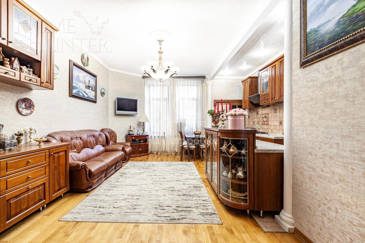 5-КОМН. КВАРТИРА С ОТДЕЛКОЙ 179.2 М² НА 4 ЭТАЖЕ