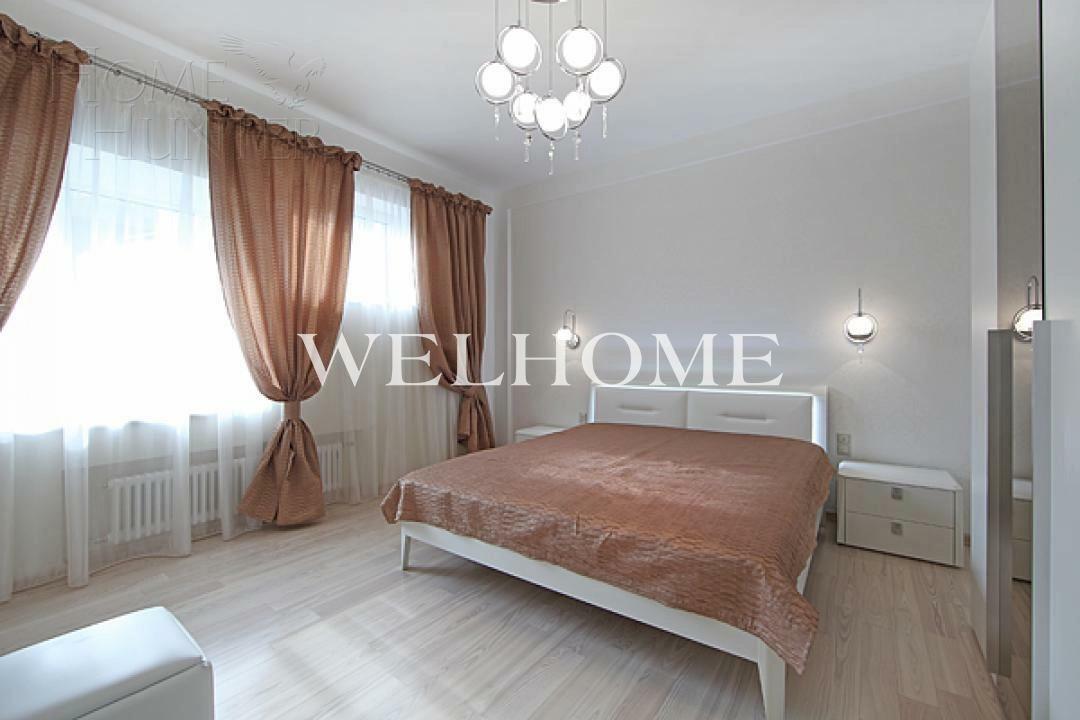 8-КОМН. КВАРТИРА С ОТДЕЛКОЙ 300 М² НА 3 ЭТАЖЕ