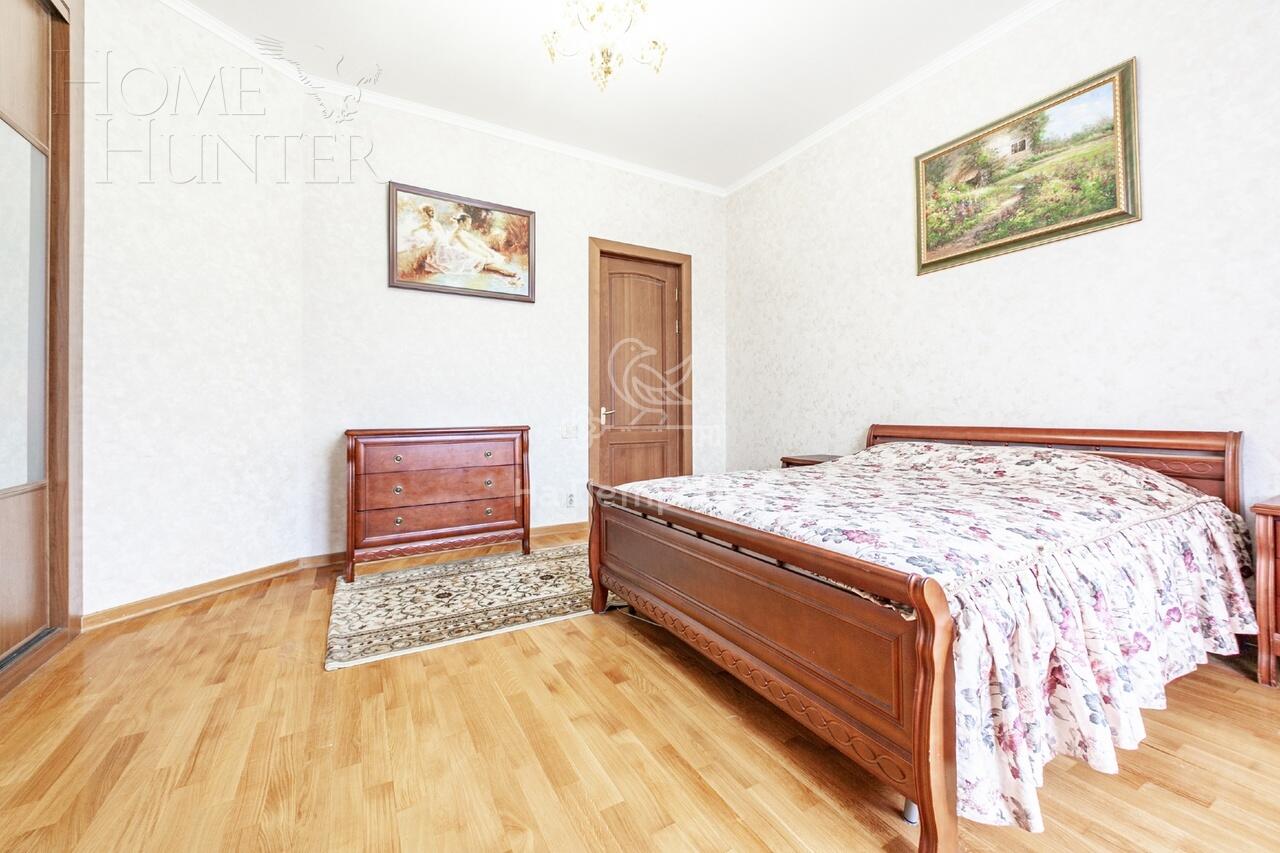 5-КОМН. КВАРТИРА С ОТДЕЛКОЙ 179.2 М² НА 4 ЭТАЖЕ