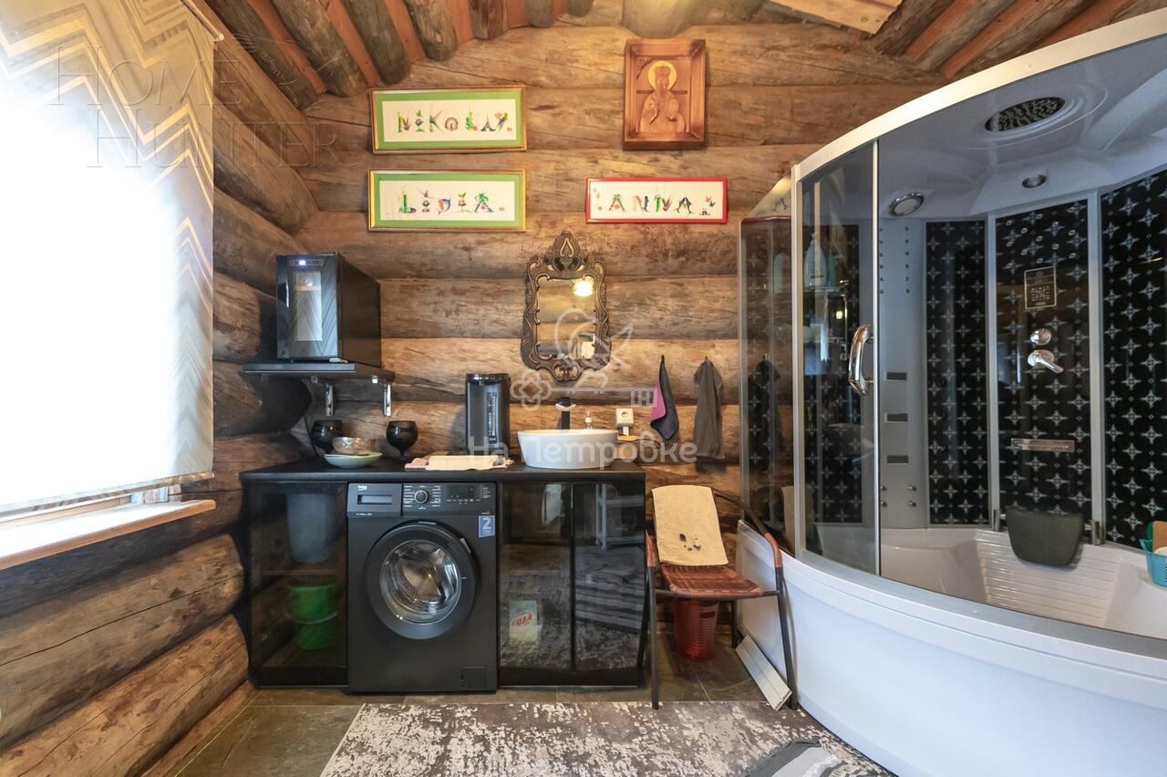 3-этажный коттедж 4 590 м² с отделкой