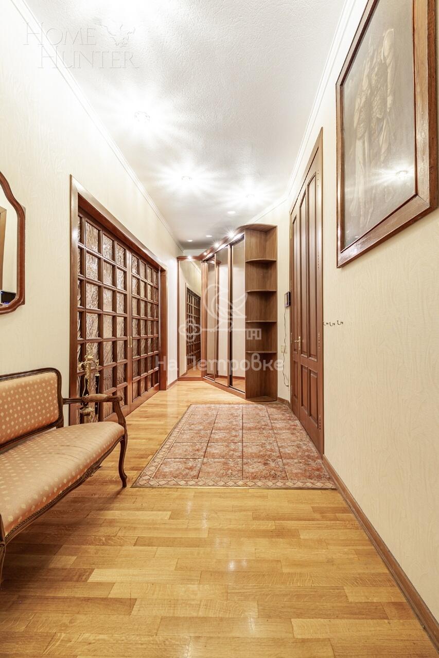 5-КОМН. КВАРТИРА С ОТДЕЛКОЙ 179.2 М² НА 4 ЭТАЖЕ