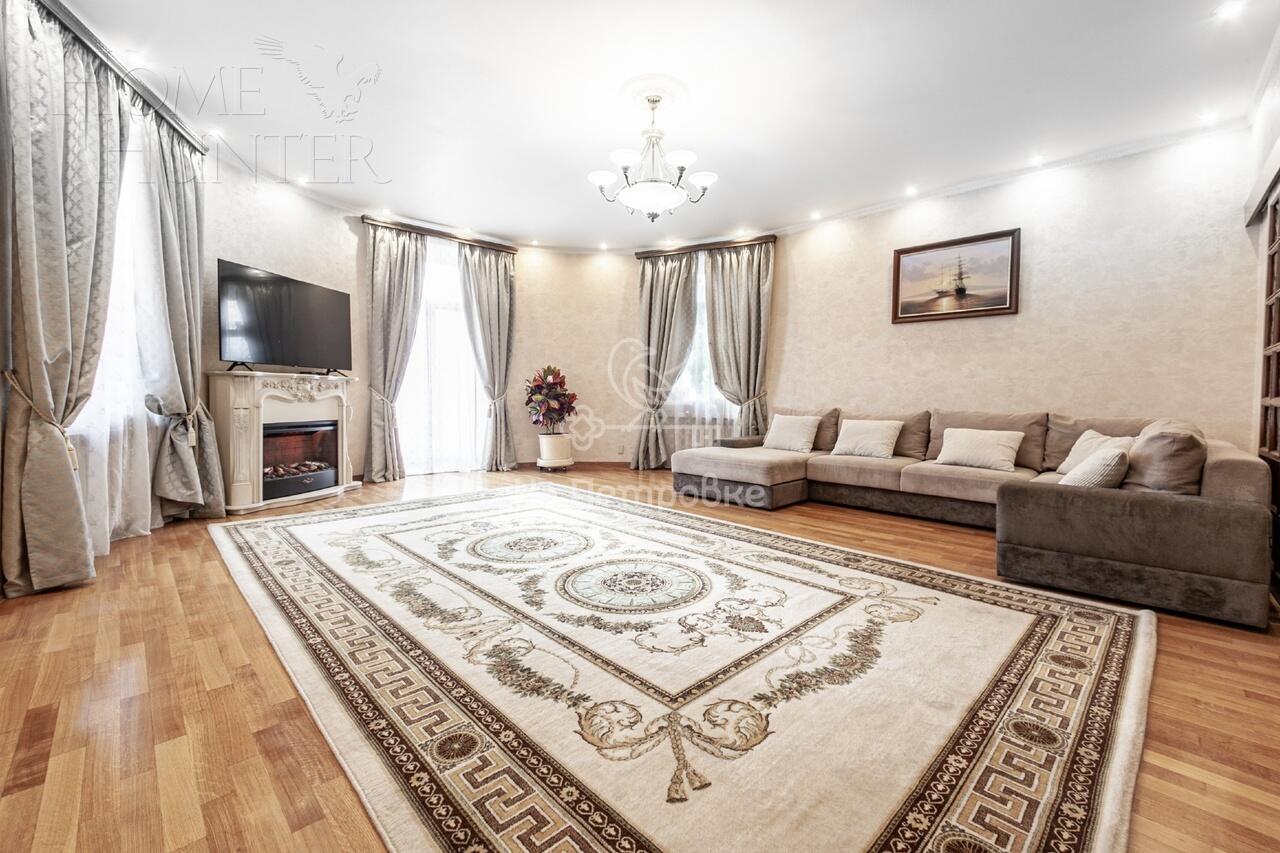 5-КОМН. КВАРТИРА С ОТДЕЛКОЙ 179.2 М² НА 4 ЭТАЖЕ