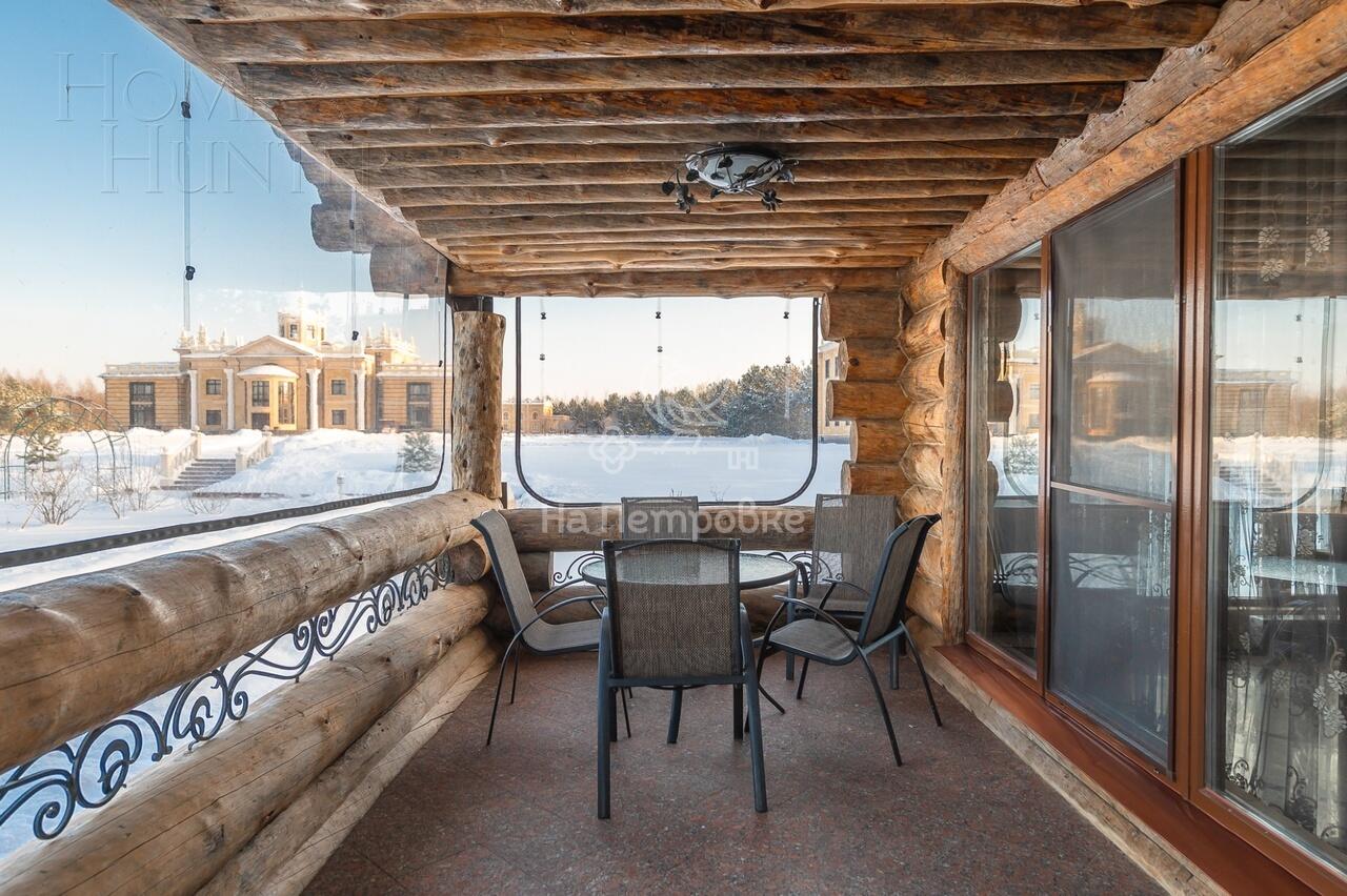 3-этажный коттедж 4 590 м² с отделкой