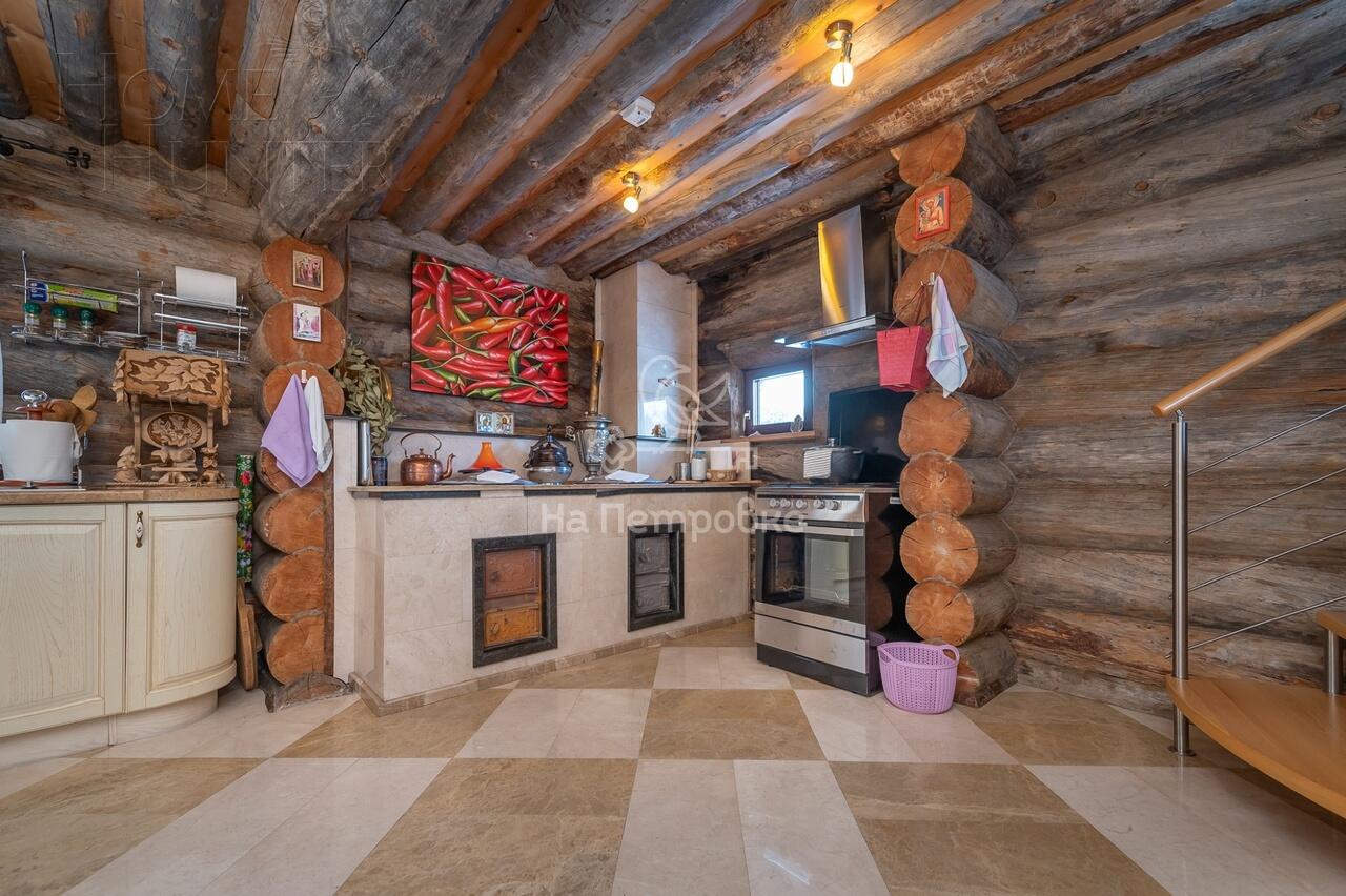 3-этажный коттедж 4 590 м² с отделкой