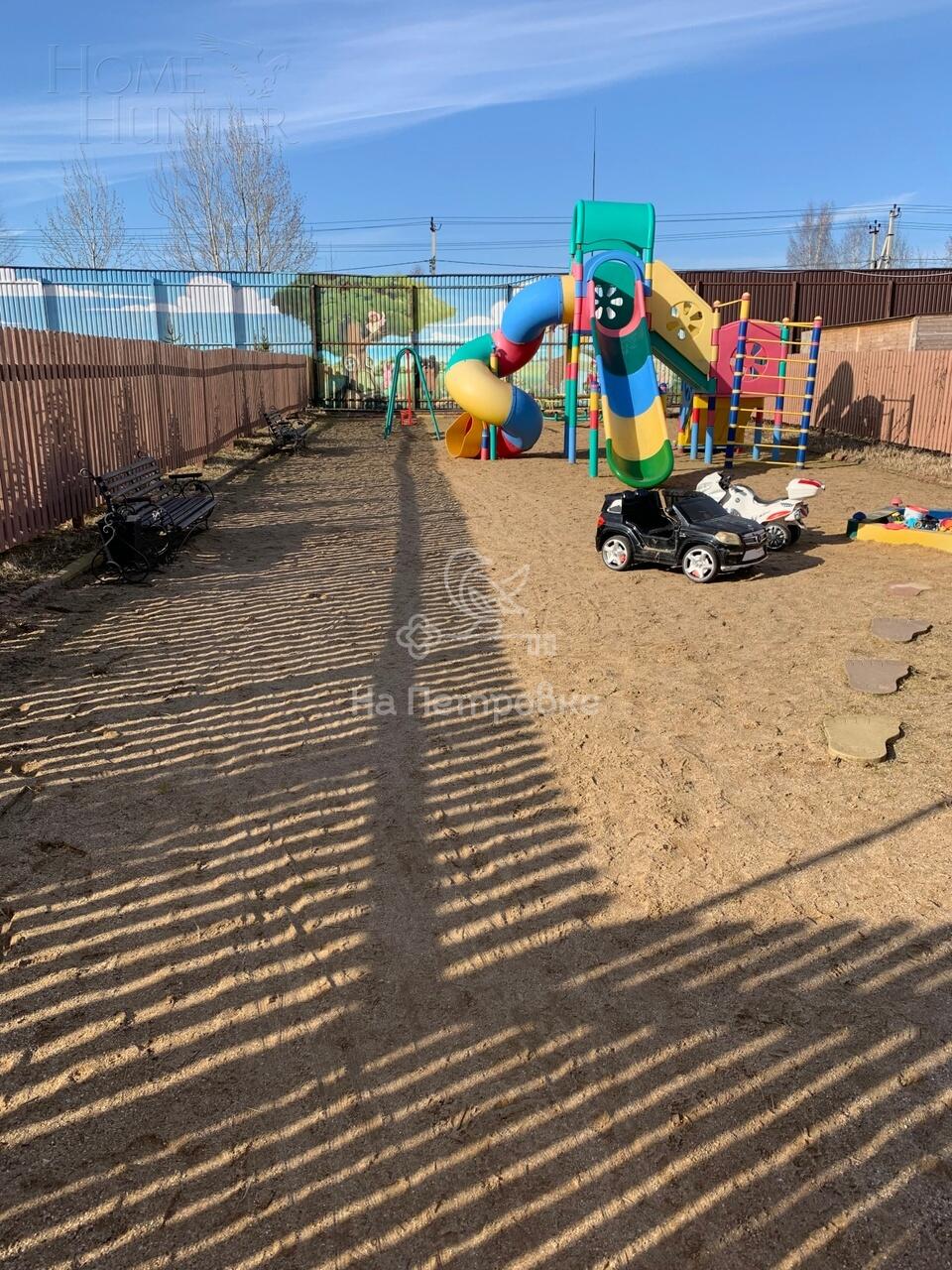 3-этажный коттедж 485.7 м² без отделки