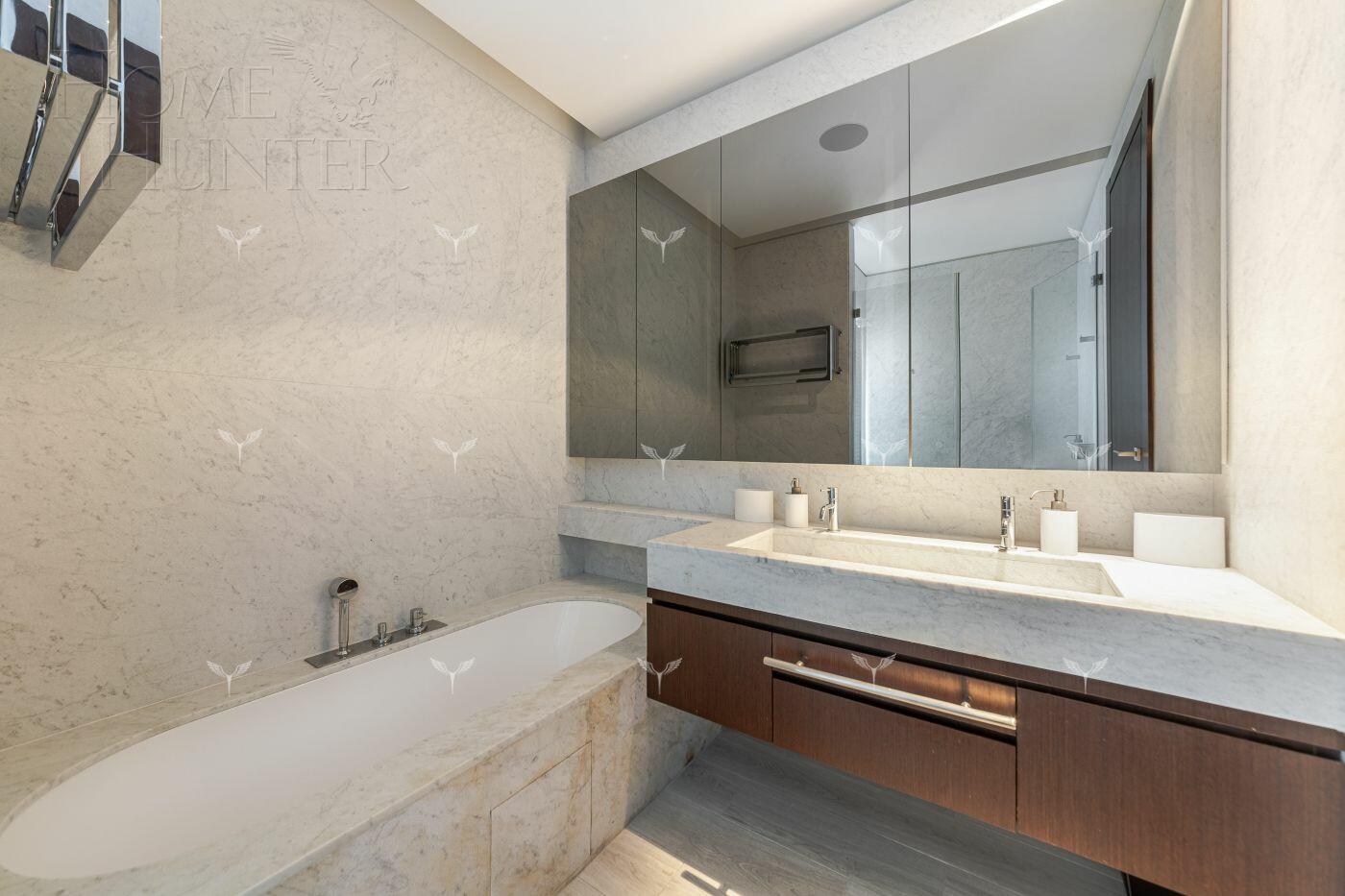 5-КОМН. КВАРТИРА С ОТДЕЛКОЙ 457.5 М² НА 7 ЭТАЖЕ