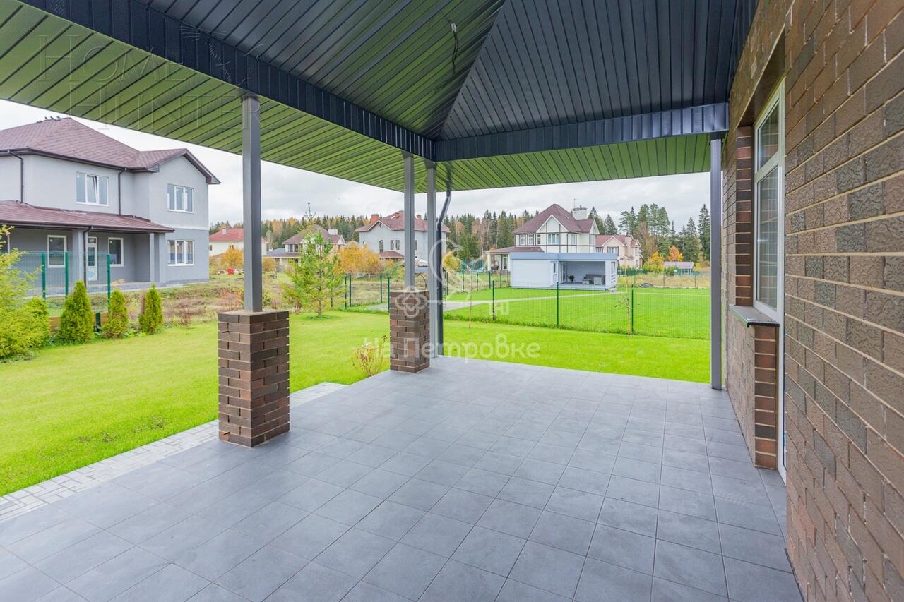 2-этажный коттедж 270 м² без отделки