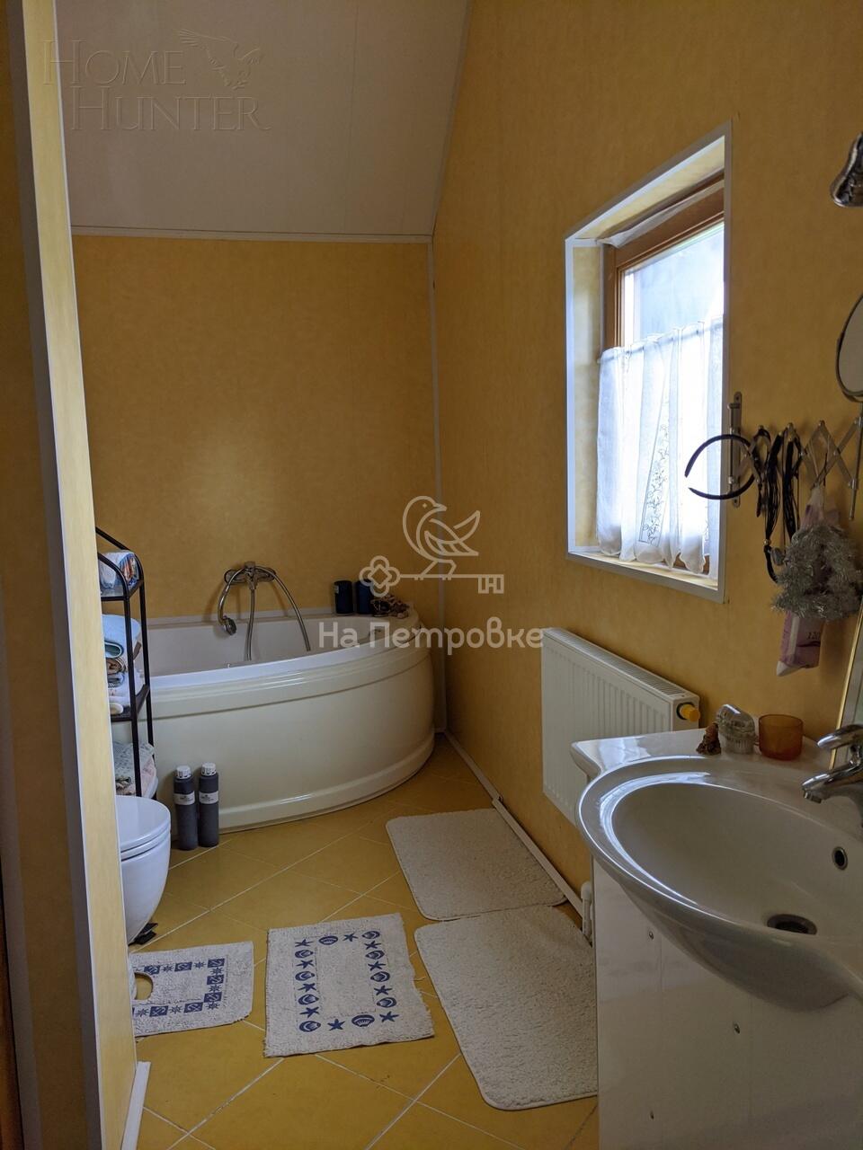 2-этажный коттедж 200 м² с отделкой