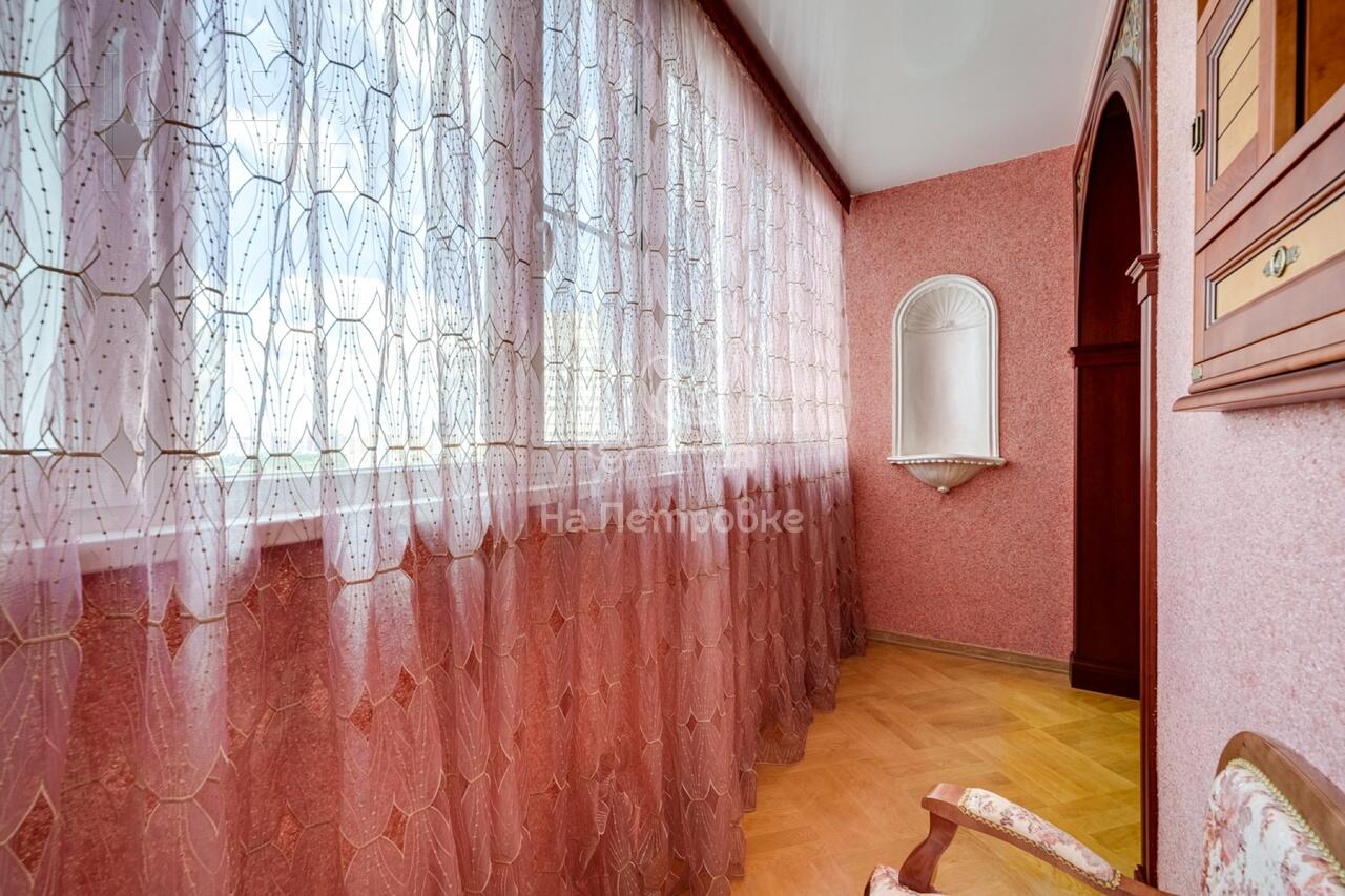 3-КОМН. КВАРТИРА С ОТДЕЛКОЙ 109 М² НА 10 ЭТАЖЕ