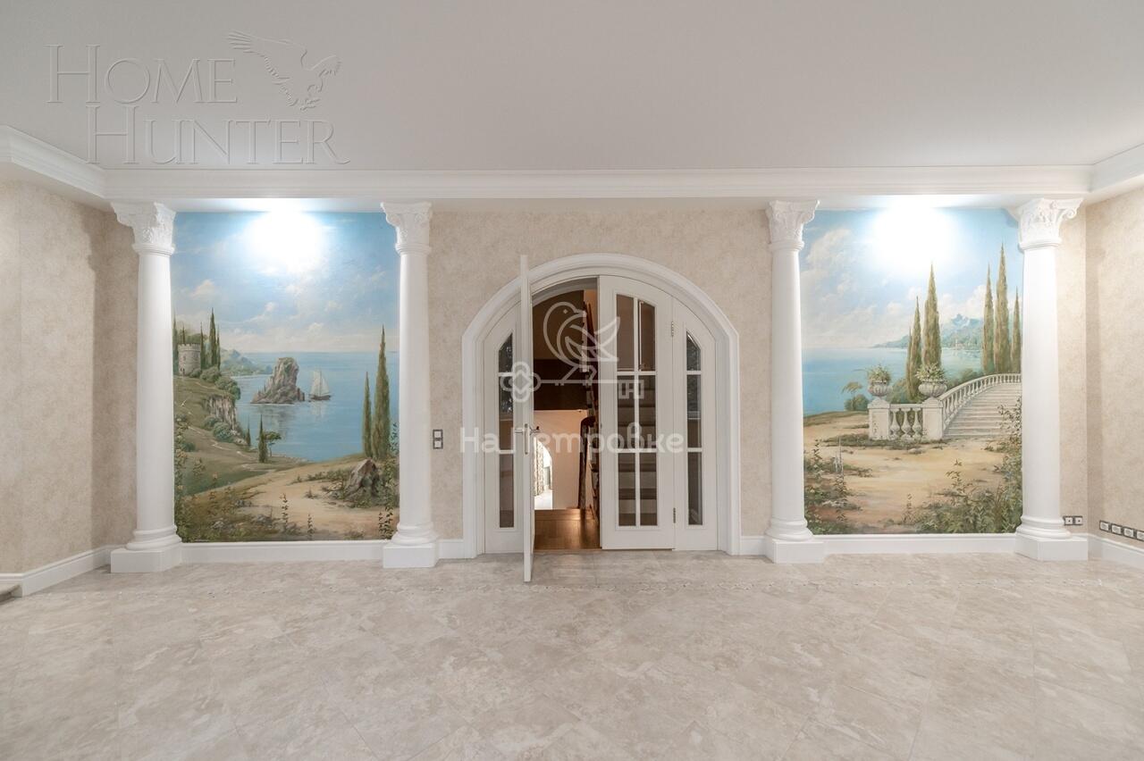 3-этажный коттедж 600 м² с отделкой