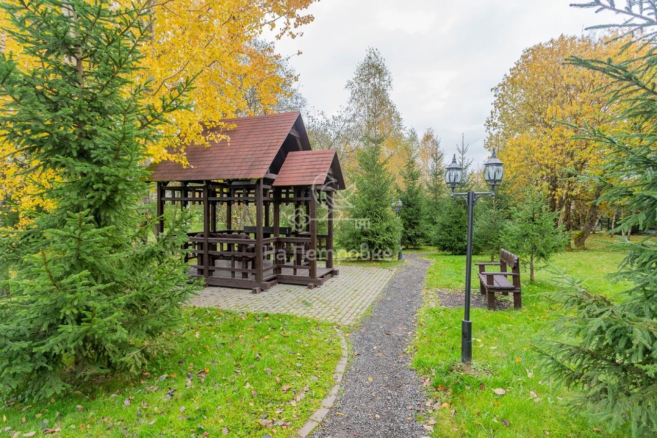 2-этажный коттедж 270 м² без отделки