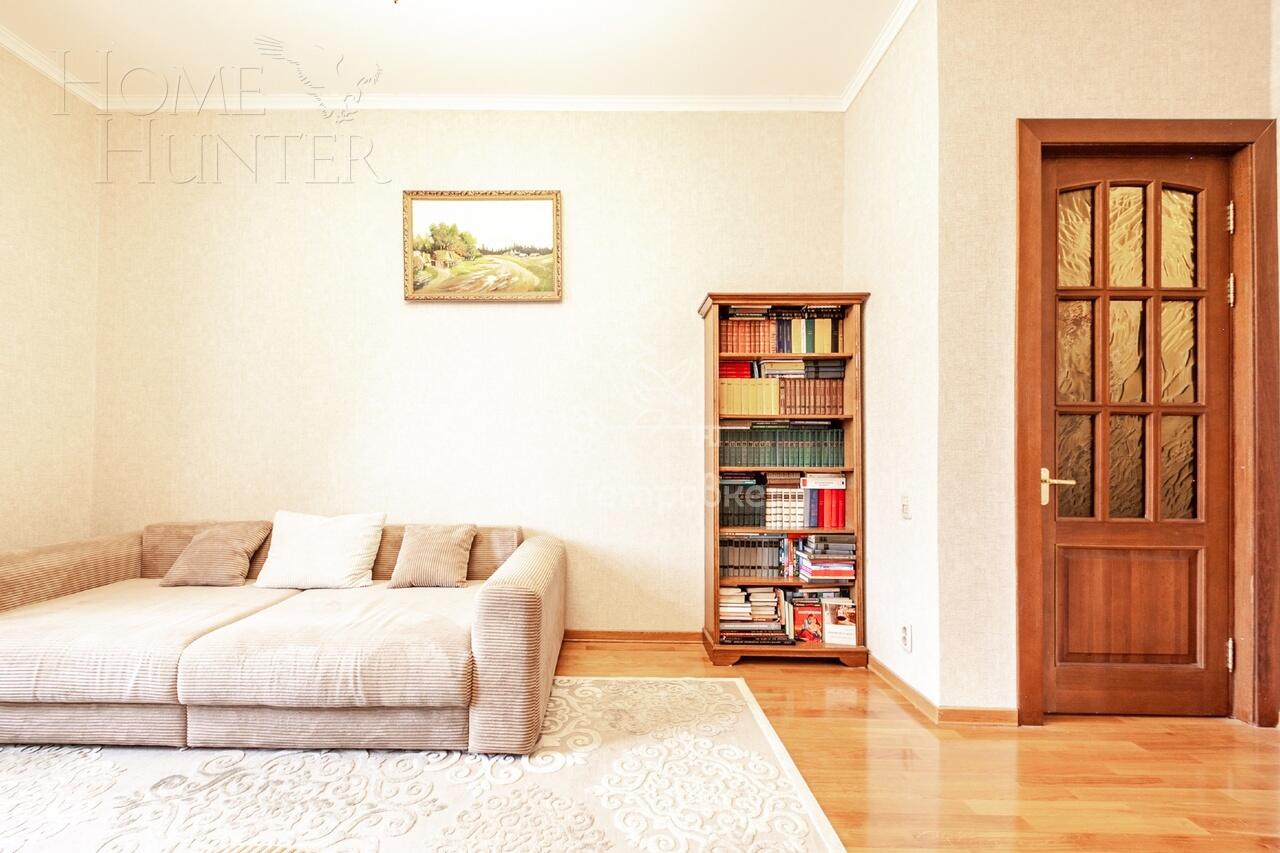 5-КОМН. КВАРТИРА С ОТДЕЛКОЙ 179.2 М² НА 4 ЭТАЖЕ