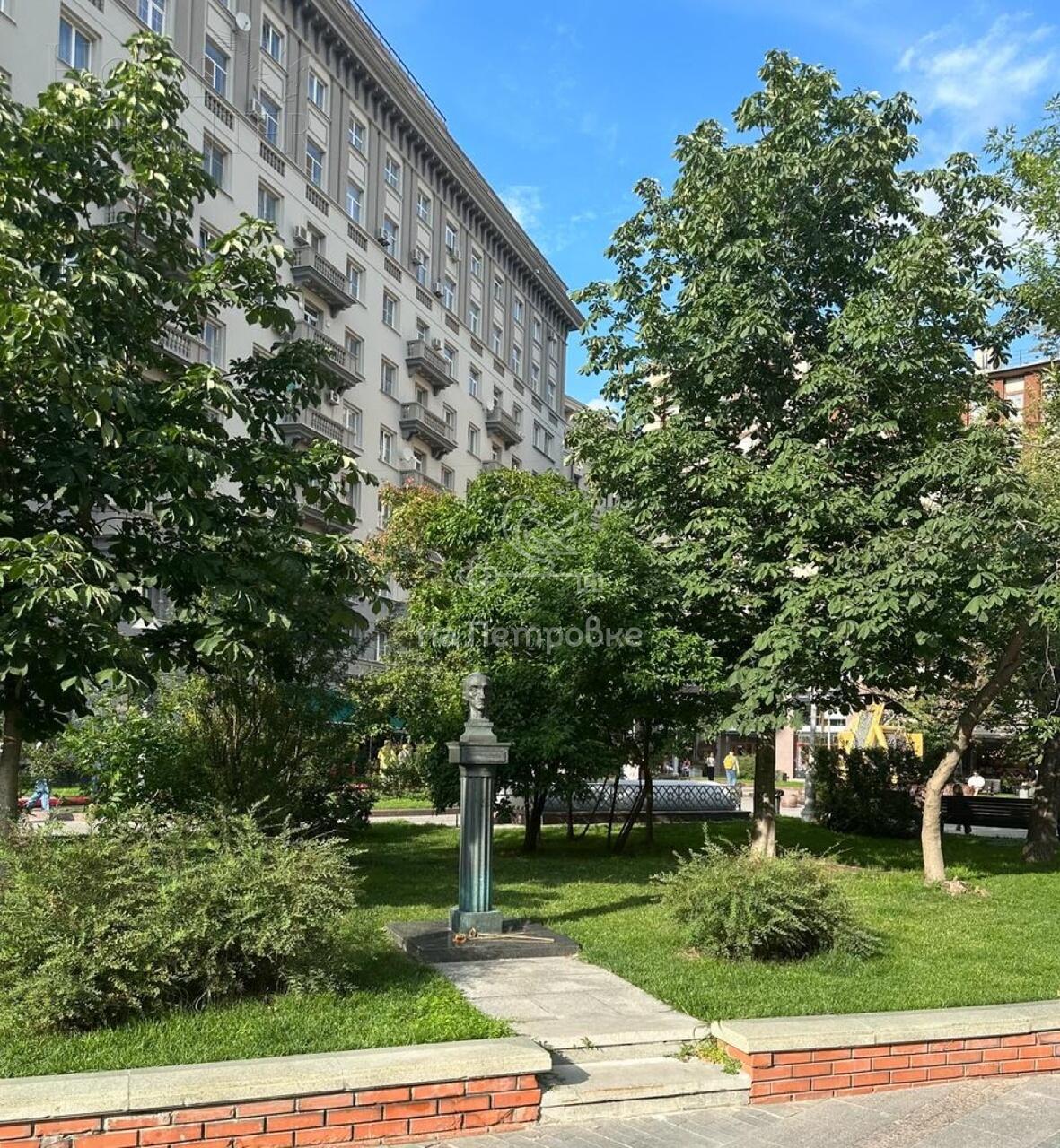 5-КОМН. КВАРТИРА С ОТДЕЛКОЙ 179.2 М² НА 4 ЭТАЖЕ