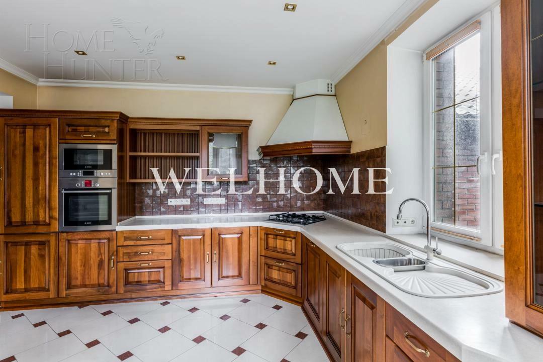 2-этажный коттедж 600 м² с отделкой