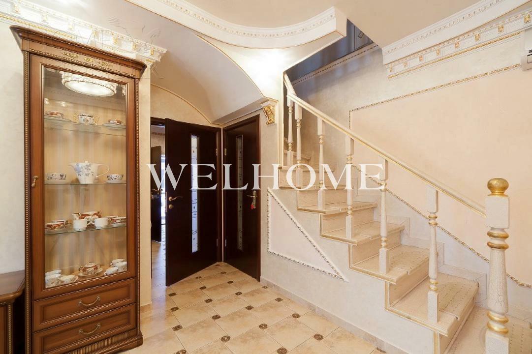 2-этажный коттедж 330 м² с отделкой