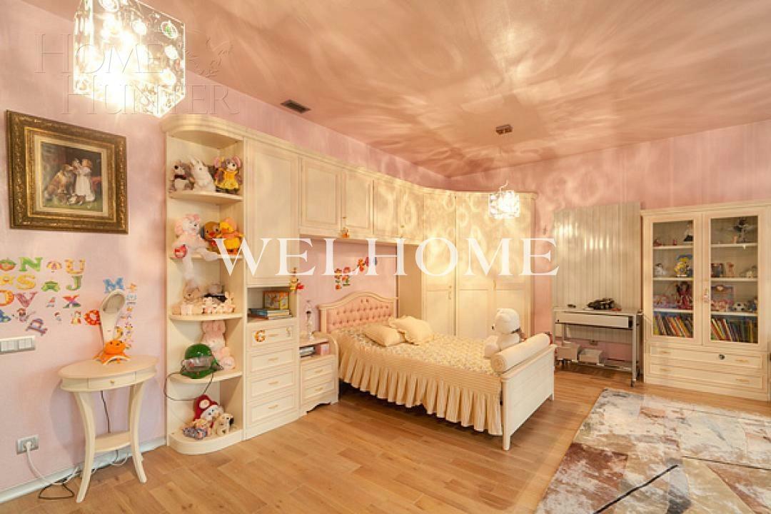 2-этажный коттедж 1 230 м² с отделкой