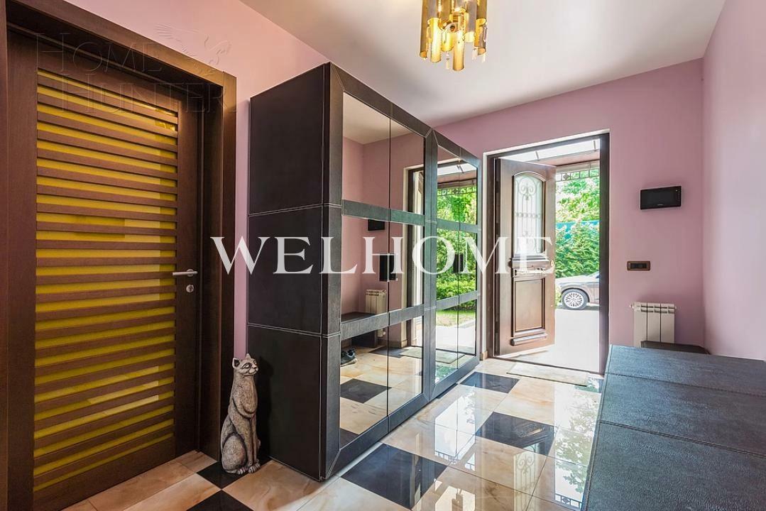 3-этажный таунхаус 350 м² с отделкой