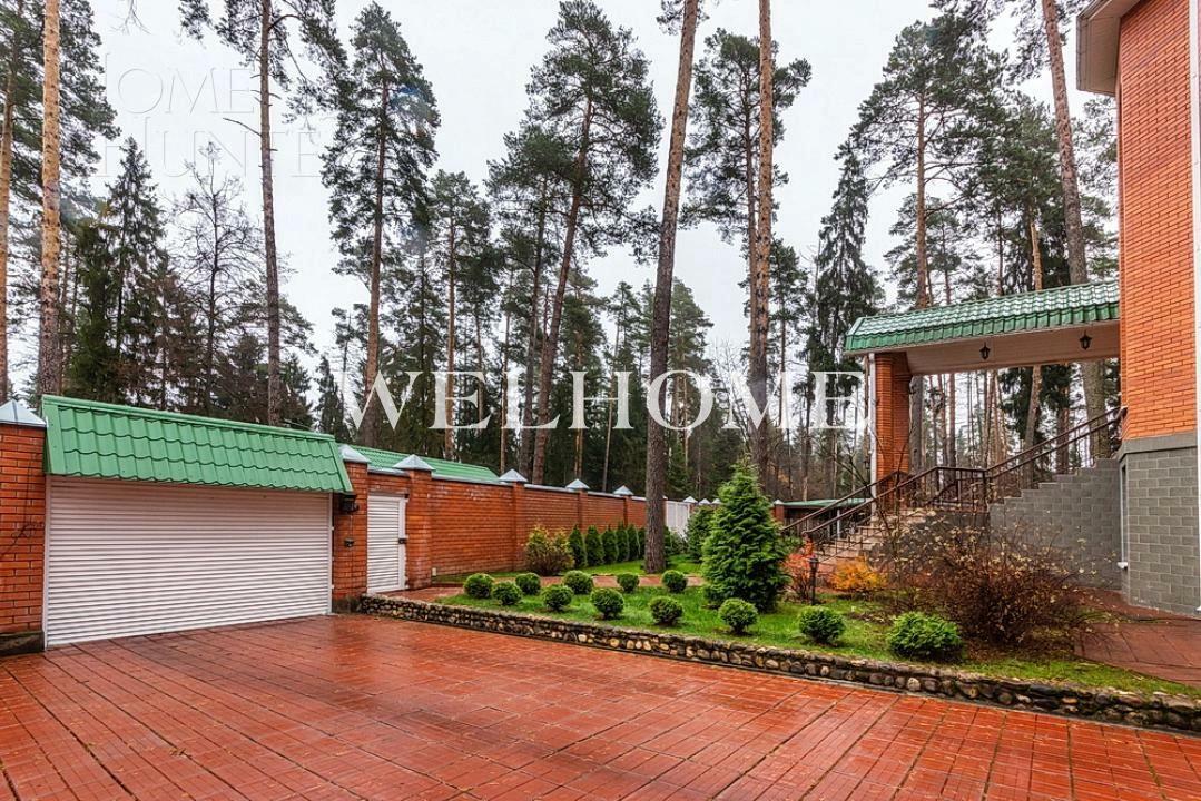 3-этажный коттедж 500 м² с отделкой