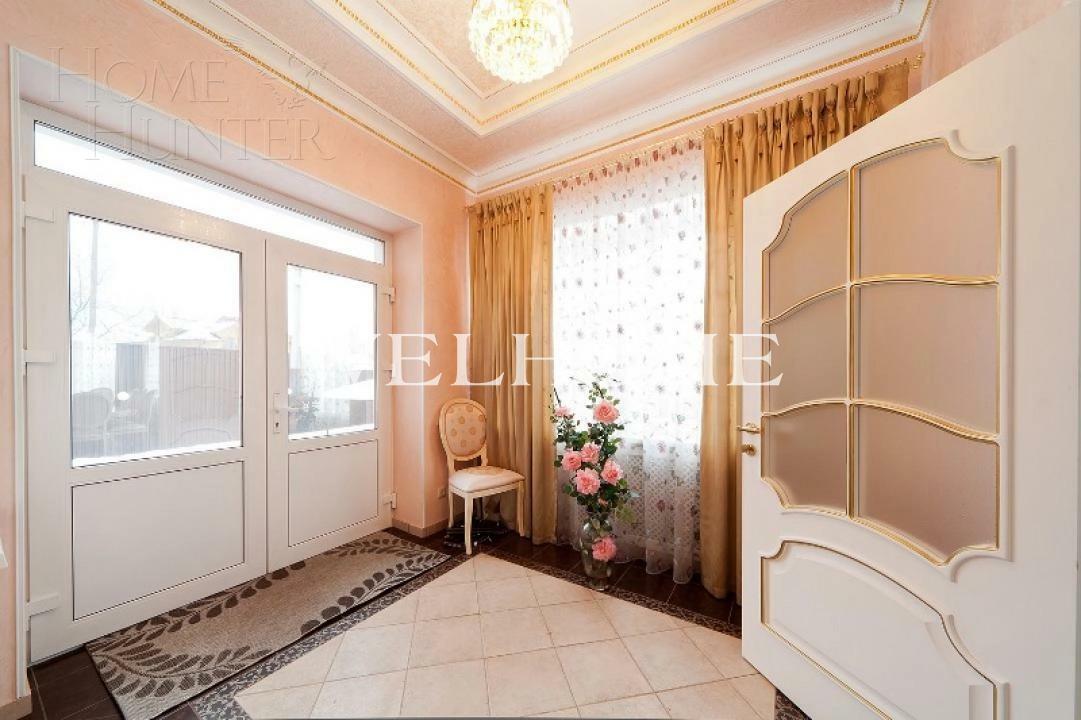 2-этажный коттедж 330 м² с отделкой