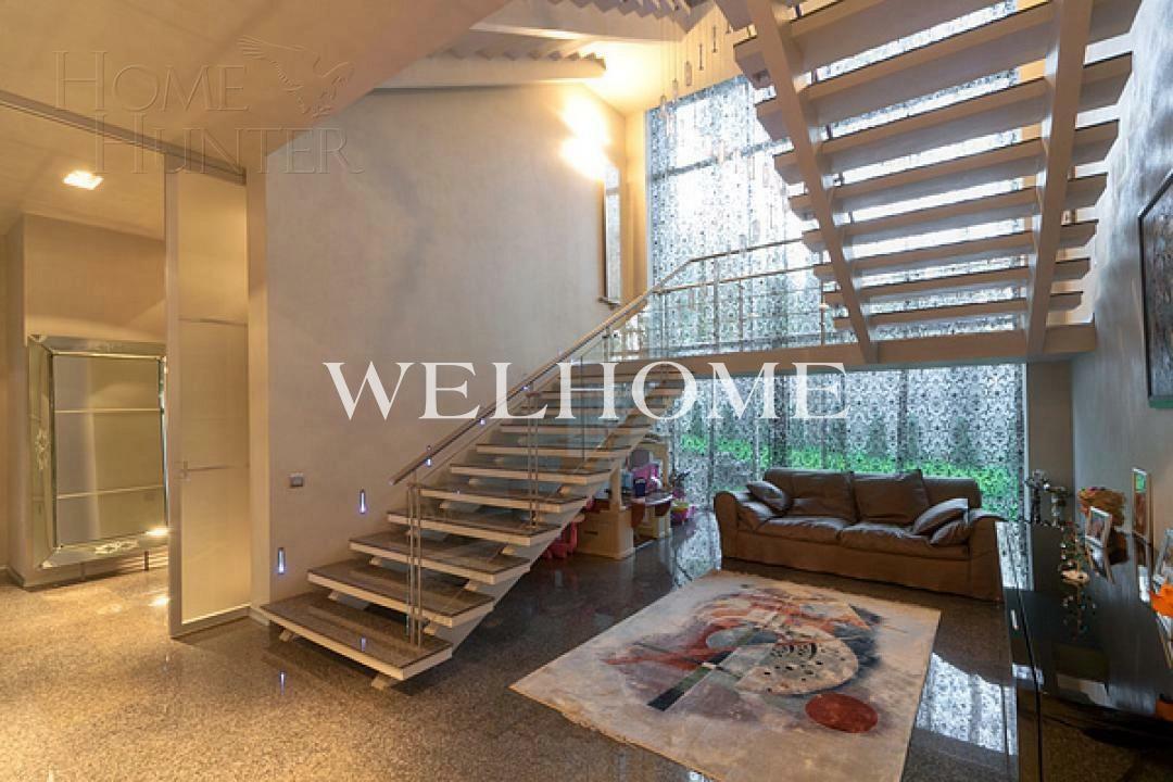 2-этажный коттедж 1 230 м² с отделкой