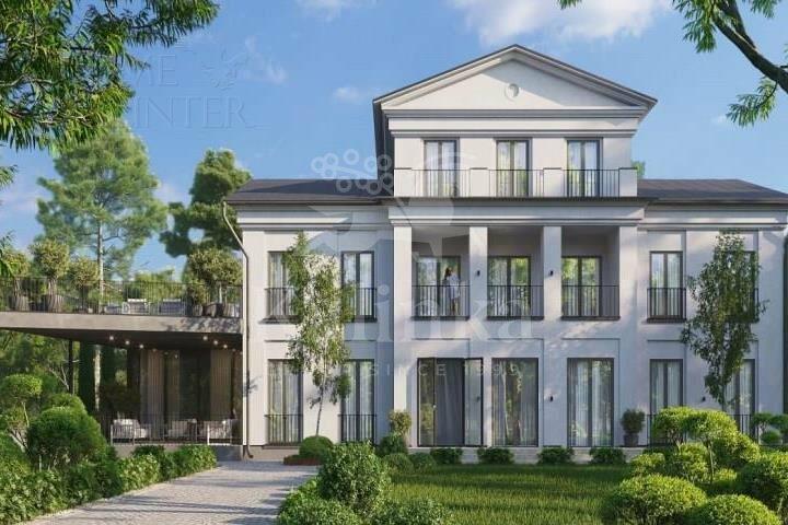 3-этажный коттедж 1 200 м² без отделки