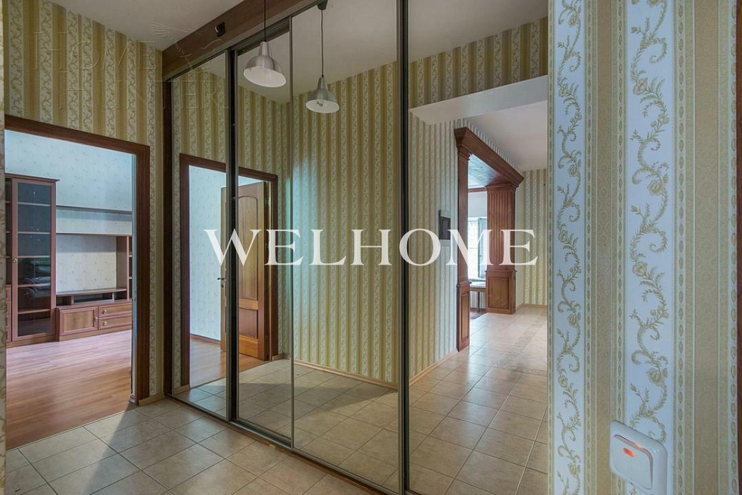 2-этажный коттедж 250 м² с отделкой