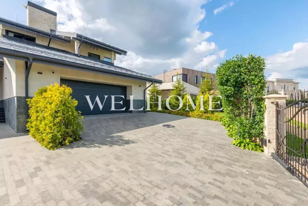 2-этажный коттедж 815 м² с отделкой