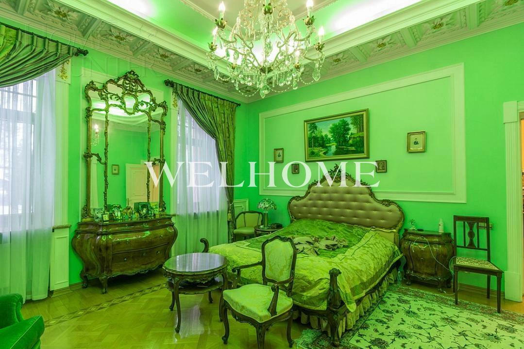 3-этажный коттедж 1 600 м² с отделкой