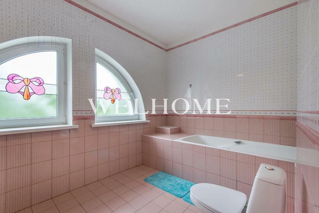 2-этажный коттедж 250 м² с отделкой