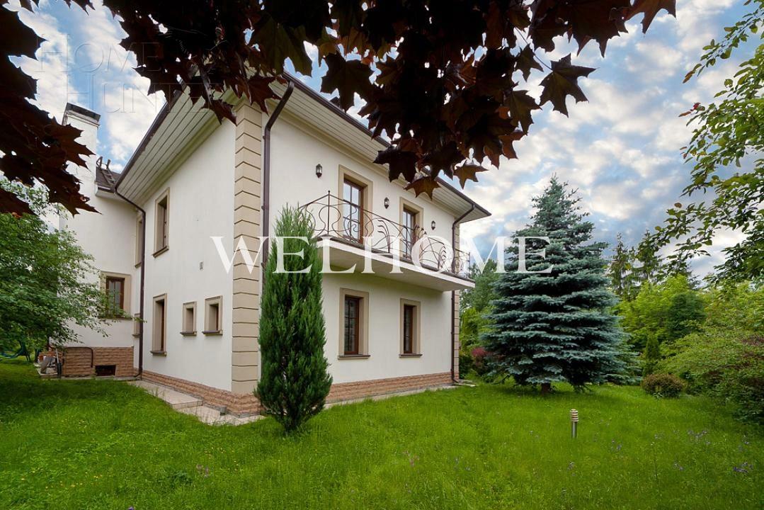 2-этажный коттедж 650 м² с отделкой