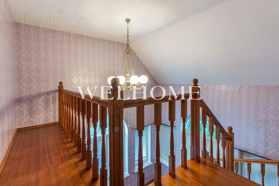 2-этажный коттедж 250 м² с отделкой