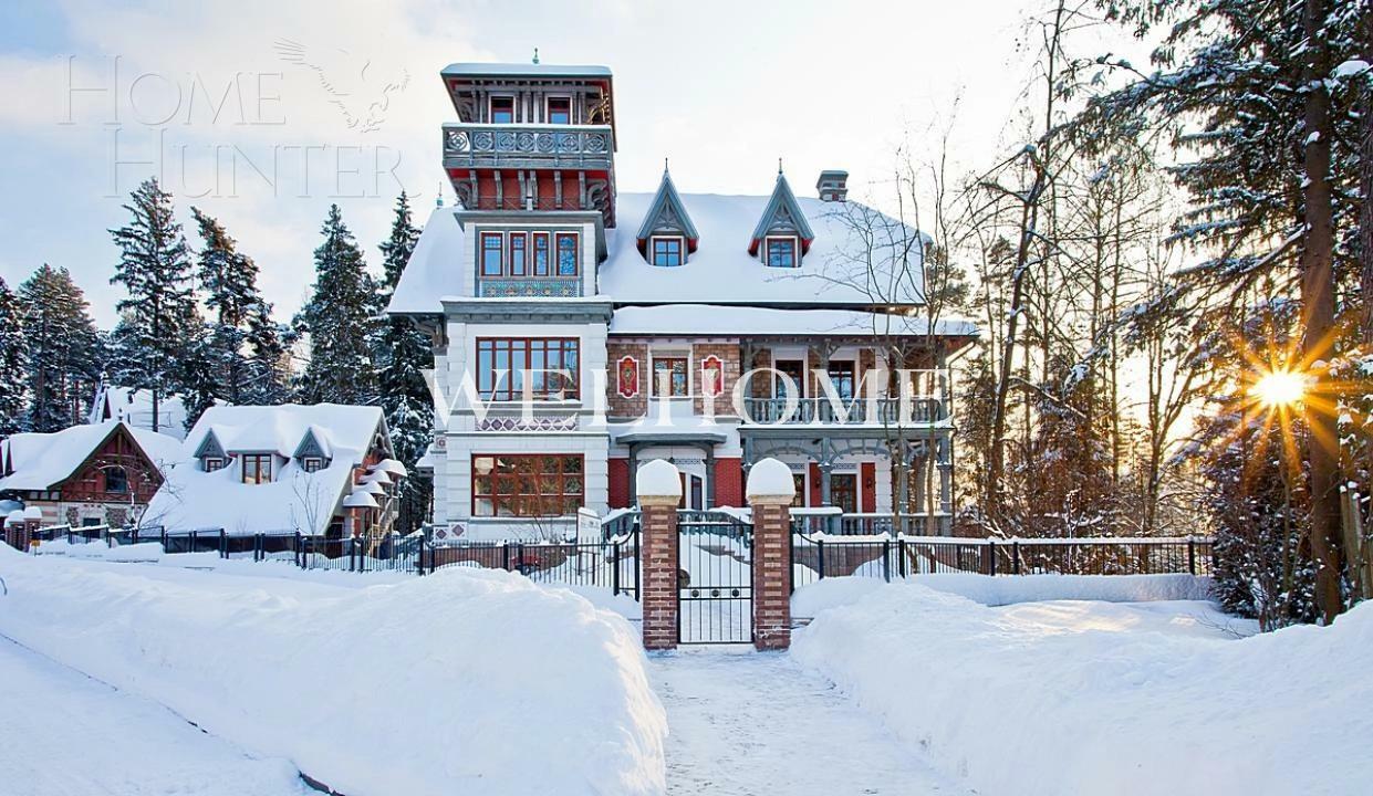 3-этажный коттедж 697 м² с отделкой