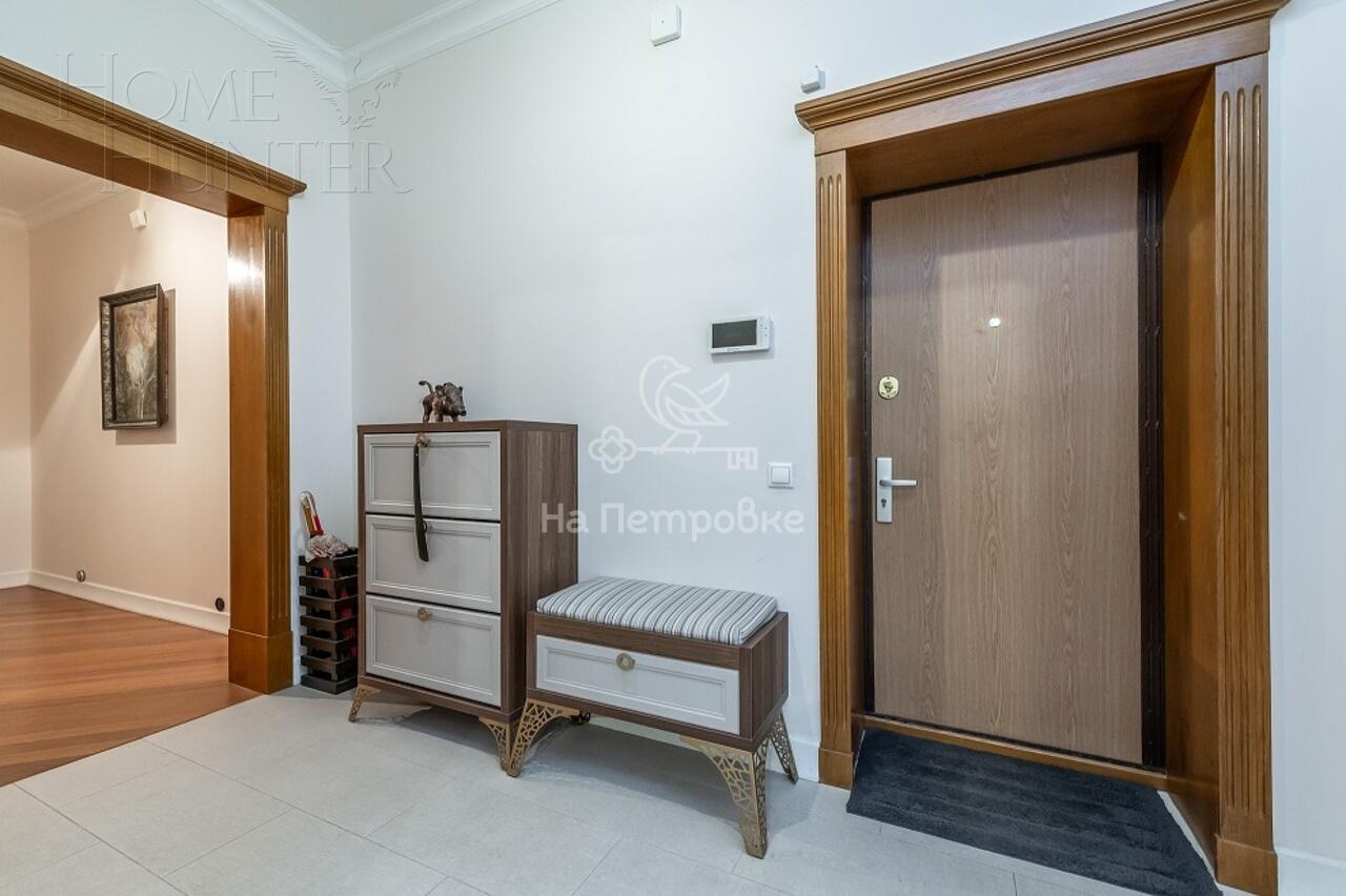 5-КОМН. КВАРТИРА С ОТДЕЛКОЙ 154.3 М² НА 3 ЭТАЖЕ