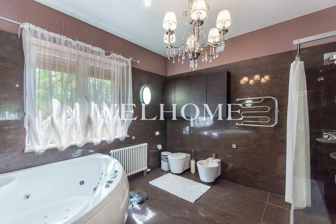 2-этажный коттедж 1 400 м² с отделкой