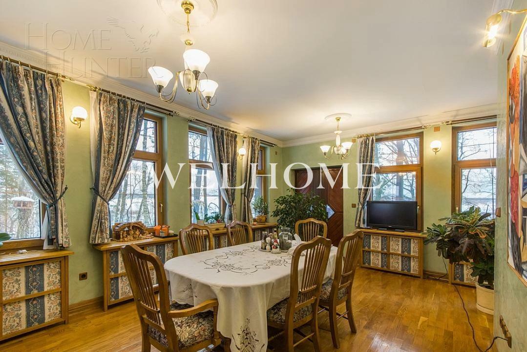 3-этажный коттедж 1 600 м² с отделкой