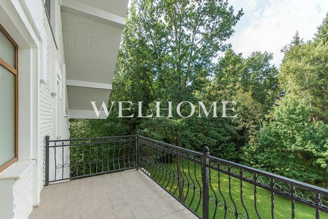 3-этажный коттедж 655 м² с отделкой