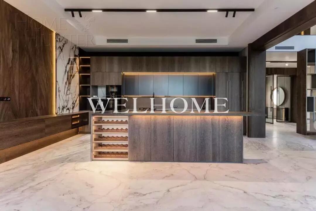 2-этажный коттедж 1 100 м² с отделкой