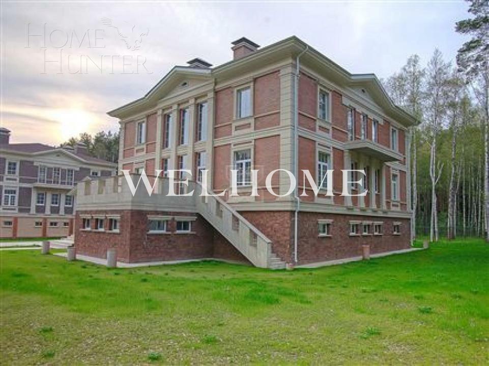 2-этажный коттедж 1 100 м² без отделки