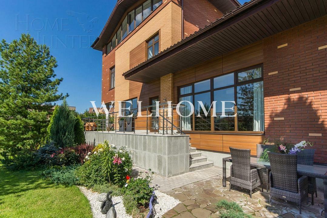 3-этажный коттедж 980 м² с отделкой