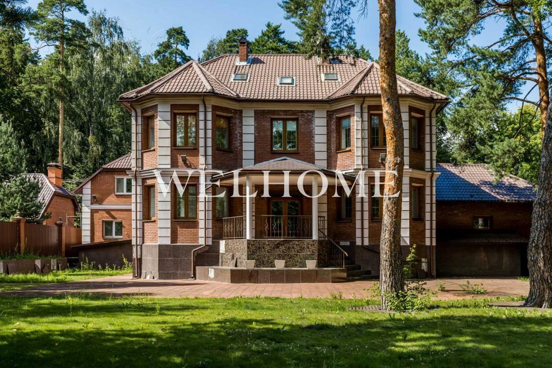 2-этажный коттедж 600 м² с отделкой